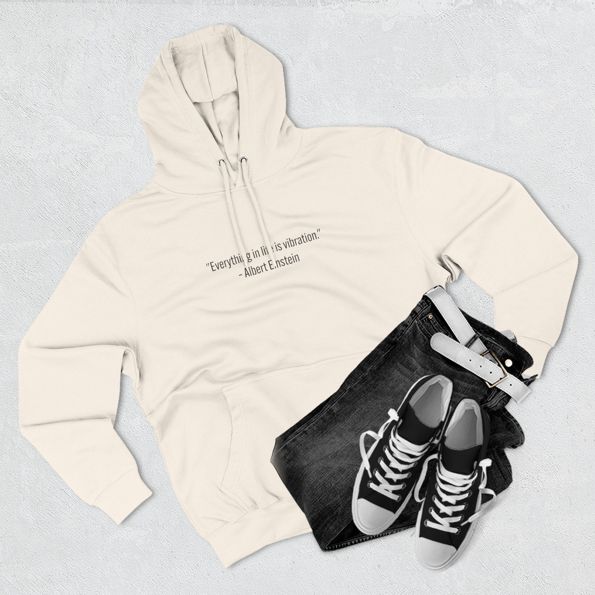 Hoodie • Minimal Einstein Quote ‘Everything in life is vibration’ – Casual Unisex Pullover